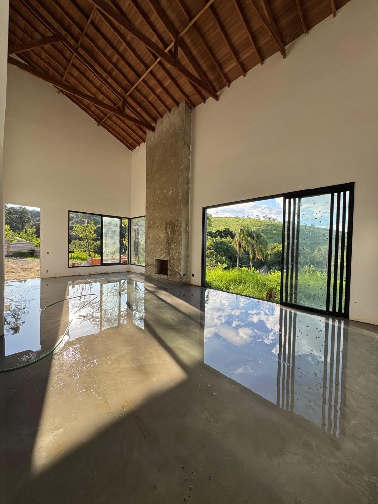 WhatsApp Image 2024-12-14 at 16.51.49